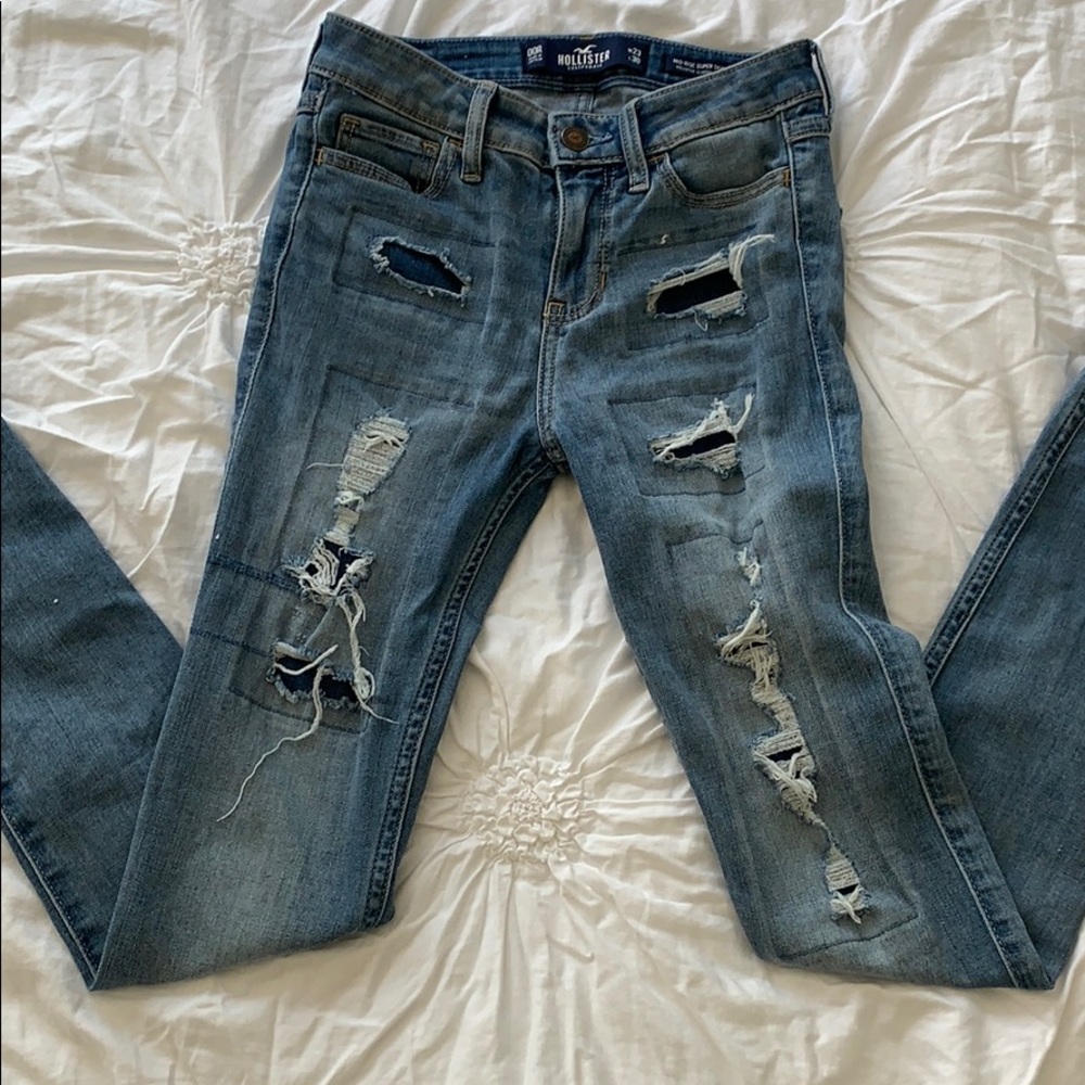 Hollister Mid Rise Jeans